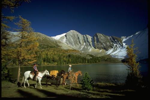 Lac Rainbow - Parc National de Banff - Crédit photo Travel Alberta