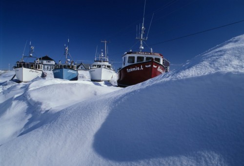 Bateaux de pêche dans la neige - Crédit Photo - M.Bonato