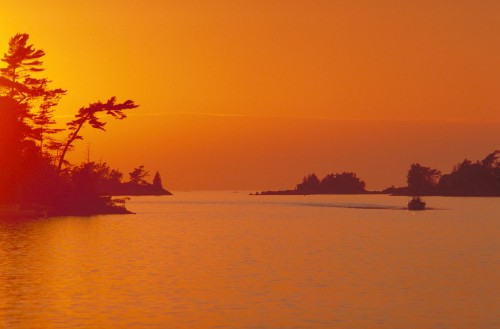 Parc Algonquin - Couche de solei - Credit Photo Ontario Tourism