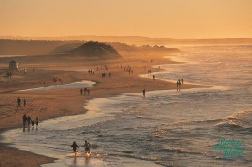 Plage couche de soleil - Credit Photo Tourism PEI - John Sylvester